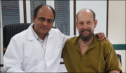 Dr Vikram Chauhan with Khabir Southwick